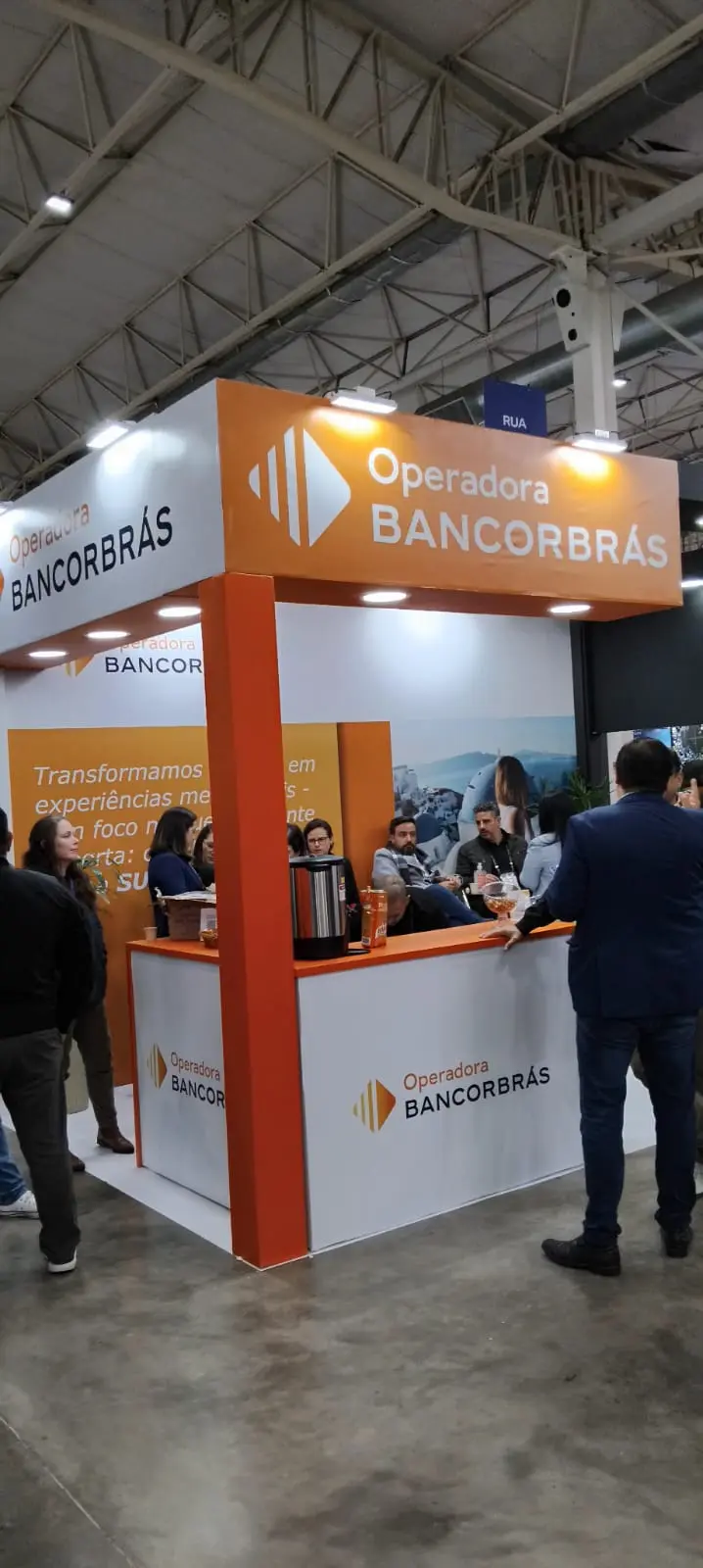 Estande da Bancorbrás Turismo no 37º Festuris, em Gramado (RS), recebeu agentes e parceiros interessados nas novidades da operadora para 2026 - Crédito: DT