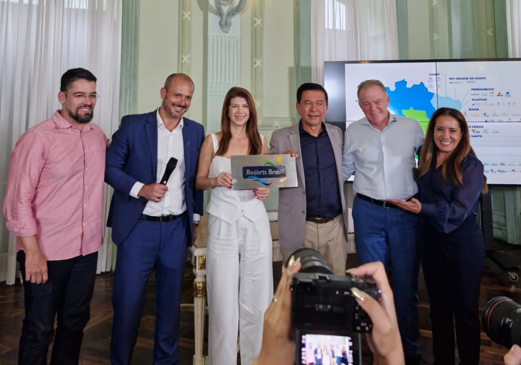 01 Cerimônia no Palácio Anchieta marca a adesão do China Park Eco Resort à Resorts Brasil, reforçando o turismo capixaba. - Crédito: divulgação | Itamar Gurgel