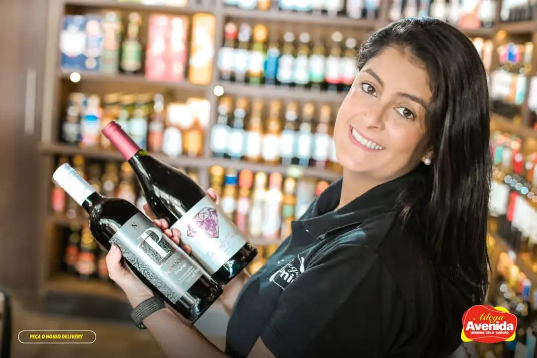 Darielly Lima, sommelière e curadora da Pira Wine Week, destaca o potencial enoturístico de Piracaia - Crédito: divulgação