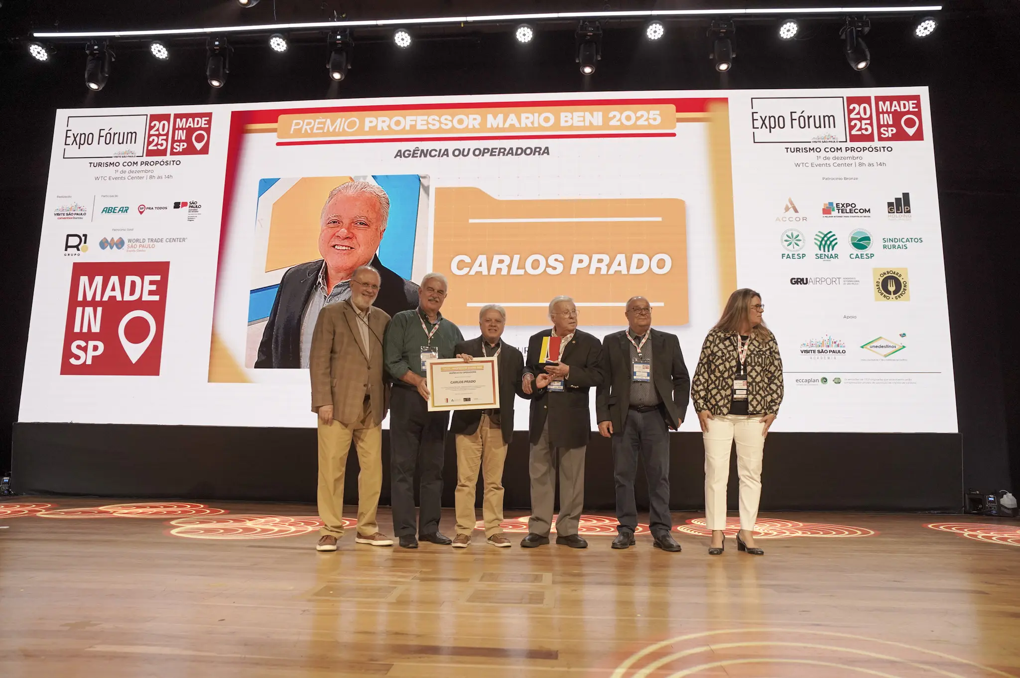 Carlos Prado é premiado na categoria Agência ou Operadora. - Crédito: Felipe Maresca / DT