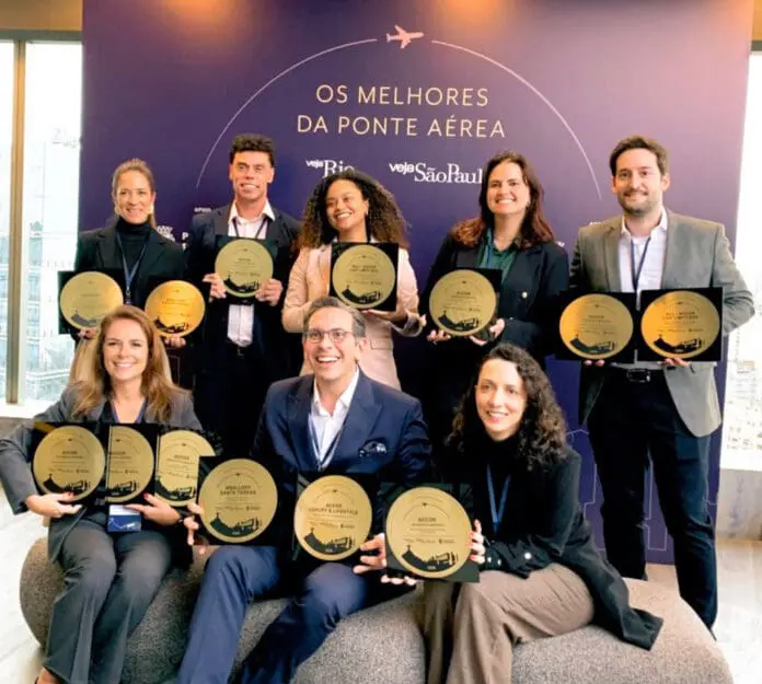 Equipe Accor no evento de premiação “Os Melhores da Ponte Aérea” - Crédito: divulgação