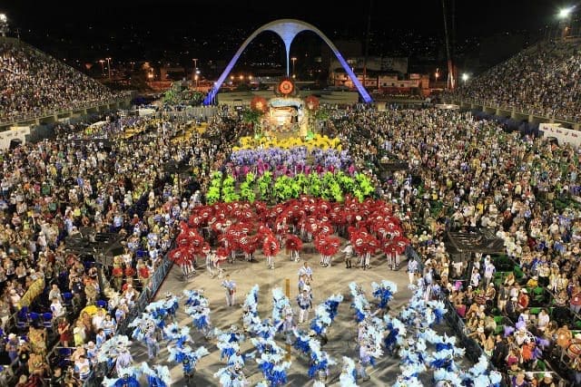 Carnaval no Rio deve atrair 1,3 milhão de turistas, revela estudo