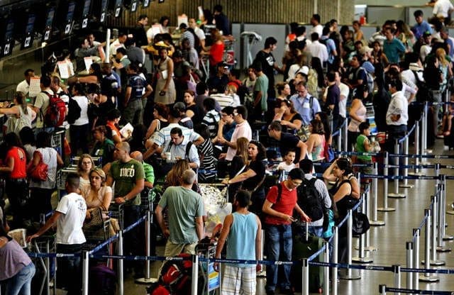 Anac vai reforçar fiscalização nos aeroportos durante o carnaval