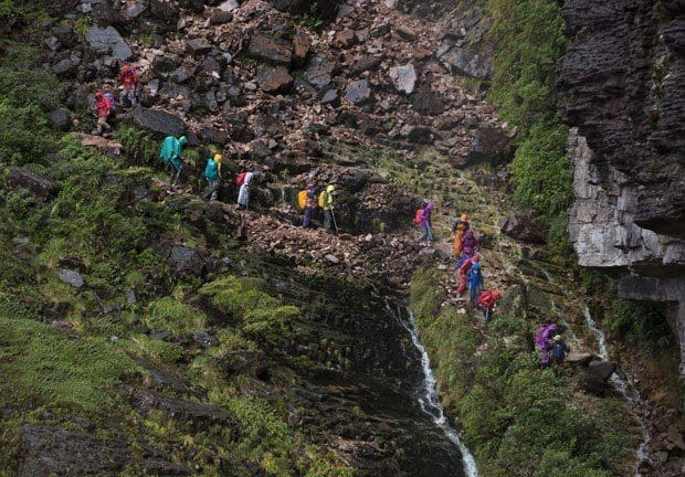 Impacto ambiental devido ao número de turistas no Monte Roraima preocupa