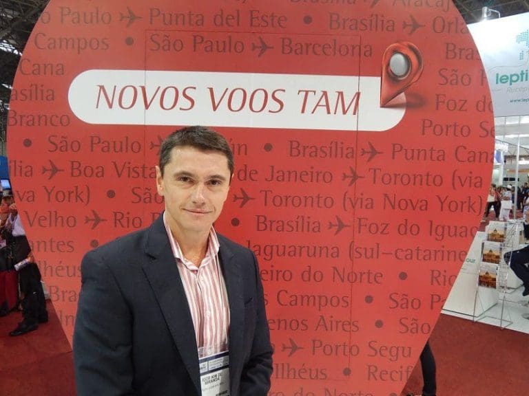 Igor Miranda, da TAM, reforça novo voo e marca LATAM na 43Âª Abav