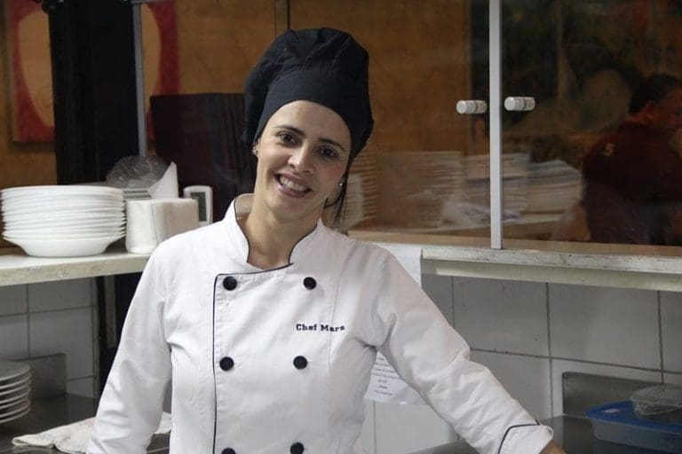 Mara Passos, chef da Trattoria Aurora, fala ao DIíRIO