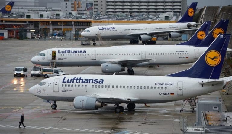 Lufthansa Group recomenda uso de máscara em voos para se proteger do COVID-19