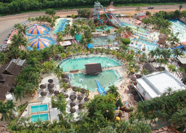 O parque conta com atrações aquáticas, Minizoológico Infantil e Fazendinha. (Foto: Divulgação)