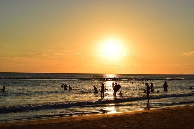 sunset-1445969_640