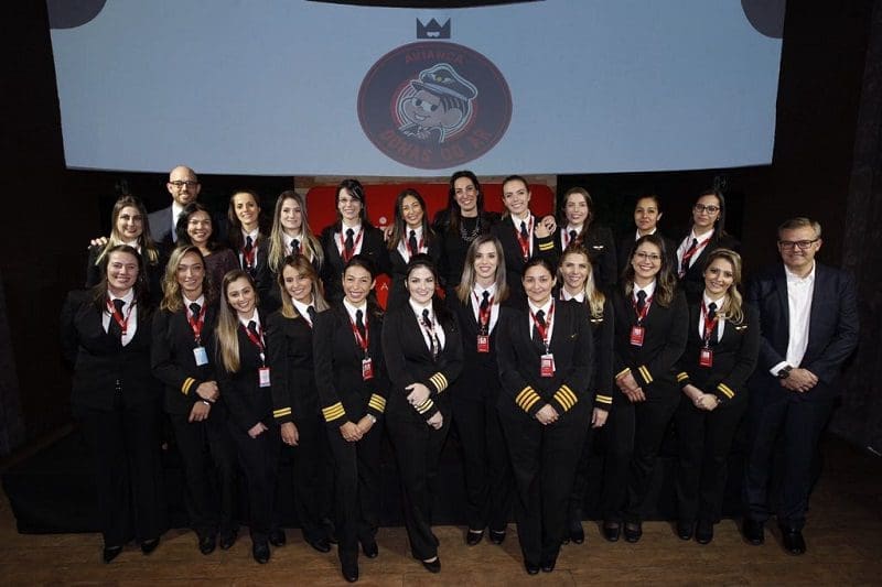 Avianca Brasil forma a primeira turma de pilotos do país só de mulheres