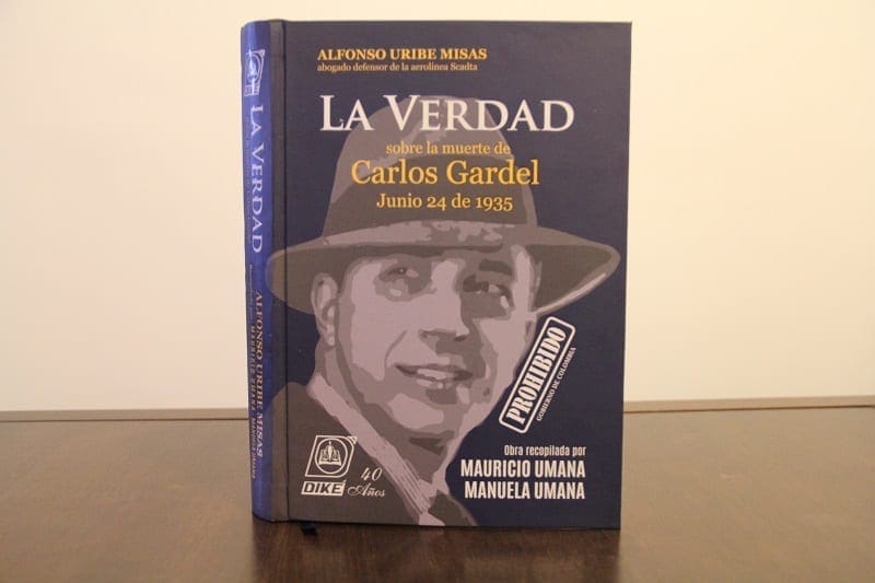 Acidente aéreo com Carlos Gardel é revelado em livro censurado por governo colombiano