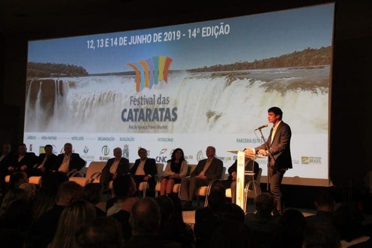 14Âº Festival das Cataratas é inaugurado oficialmente em Foz do Iguaçu (PR)