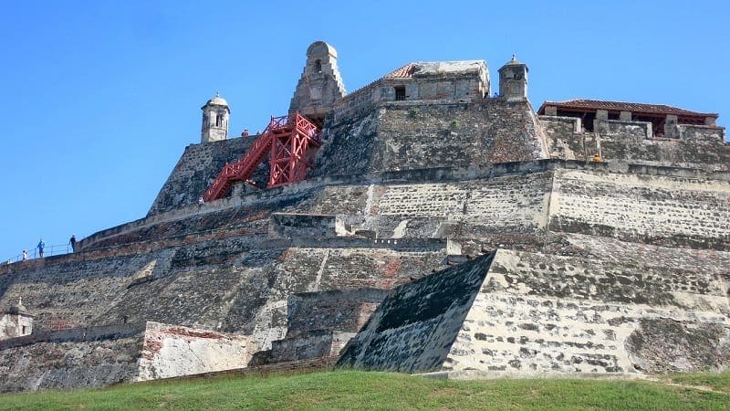 Cartagena, na Colômbia, reúne riqueza histórica e natural