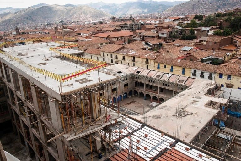 Justiça ordena demolição de hotel de luxo em construção sobre patrimônio Inca