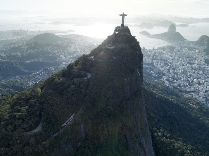 São Paulo fica na frente do Rio de Janeiro na preferência de brasileiros para o Carnaval