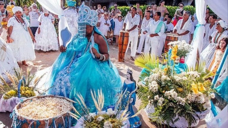 La Torre Resort apresenta tradições culturais baianas í  hóspedes em Festa de Iemanjá