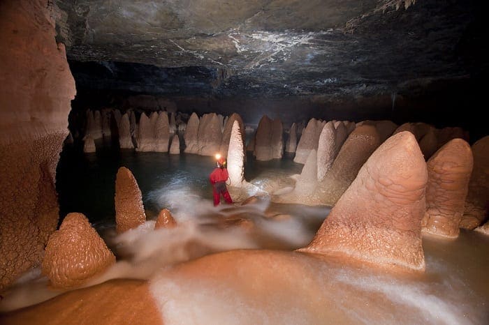 Espeleoturismo começa a ser descoberto no Brasil