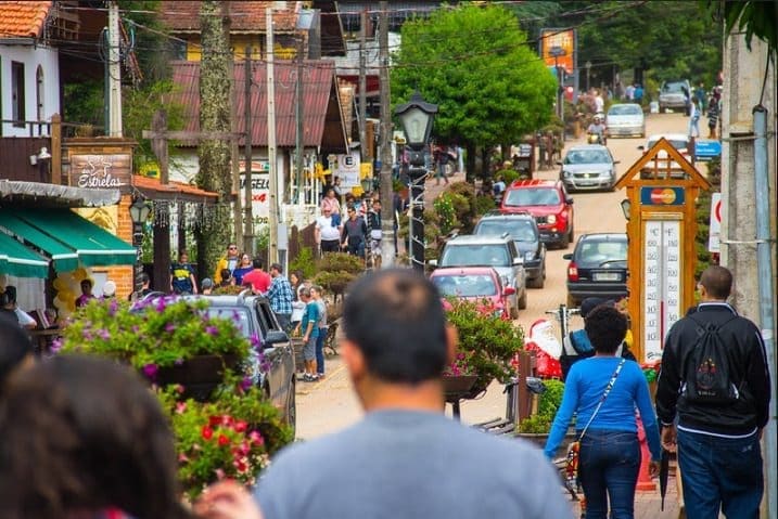 Decreto aumenta para 60% capacidade de atendimento de hotéis de Monte Verde