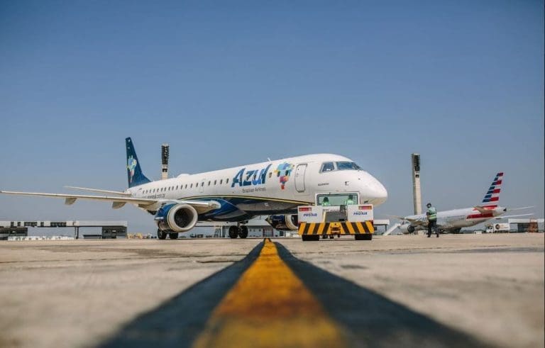 Azul retoma viagens com voos inéditos no Aeroporto Internacional Tom Jobim