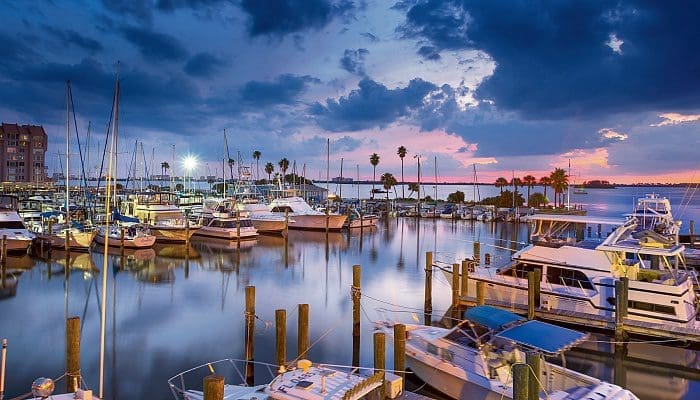 Marina em Dunedin, na região de St. Petersburg/Clearwater