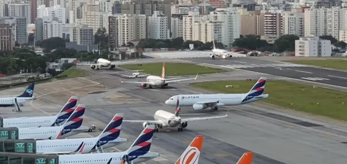 Aeroportos da Rede Infraero: fluxo deve crescer 45% nas festas do fim de ano