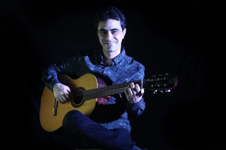 Paulo Henrique, músico, compositor e arranjador de Mogi das Cruzes