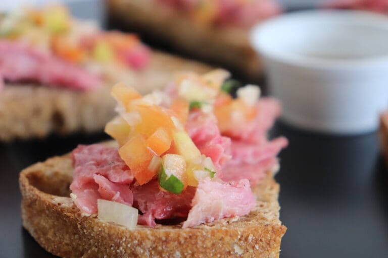 Bruschetta de Truta Gravlax (Foto: Divulgação)