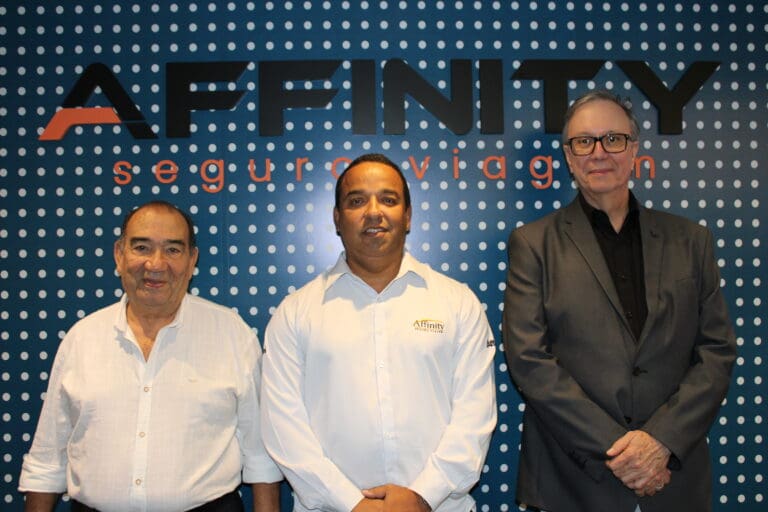 Marilberto França, CEO do Affinity, Luiz Américo, novo diretor Comercial, e José Carlos Menezes, que agora assume como vice-presidente da empresa