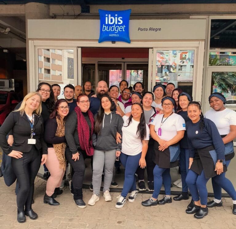 Equipe ibis budget Porto Alegre, hotel da Accor (Foto: DIvulgação)