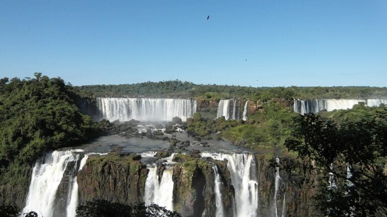 Cataratas do Iguaçu, em Foz do Iguaçu (Foto: Pixabay)