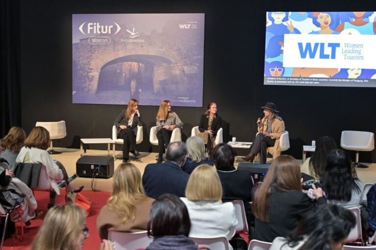 A 5ª edição da FITUR WOMAN destacou hoje que o futuro do turismo depende da liderança feminina. (Crédito: IFEMA - Foto de nachourbon / divulgação)