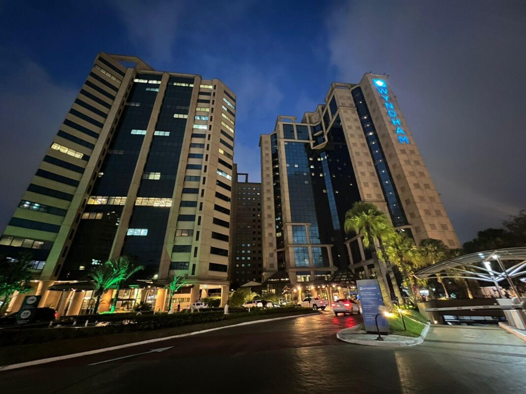 Wyndham São Paulo Ibirapuera chega ao Top 10 do TripAdvisor, subindo 94 posições em dois anos - Crédito: Divulgação