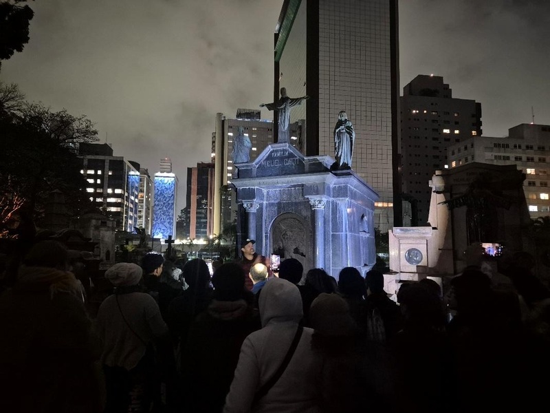 Sexta-feira 13 celebra o protagonismo feminino em passeio noturno no Cemitério da Consolação - Crédito: divulgação