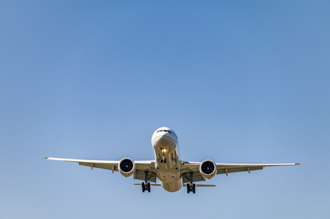Europa cancela mais de mil rotas aéreas e preocupa setor de turismo - Crédito: Magnific / Freepik