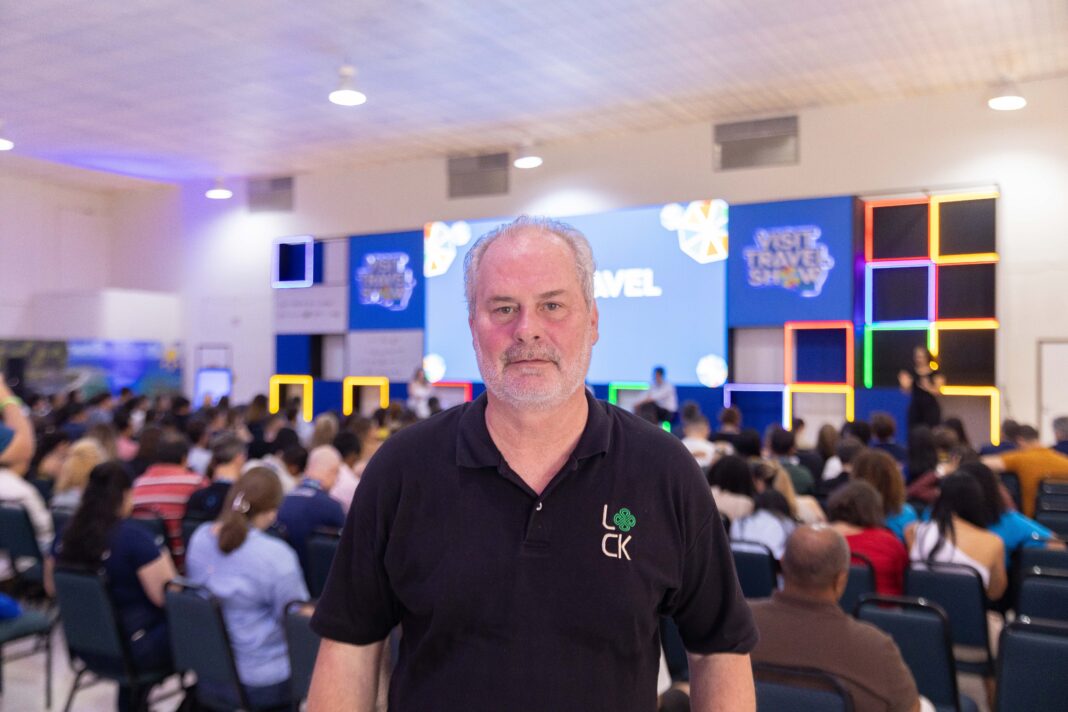 Gustavo Luck celebra reconhecimento internacional do Tripadvisor que colocou a empresa entre os 10% melhores perfis de turismo do mundo em 2026 - Crédito: Luiz Fabiano