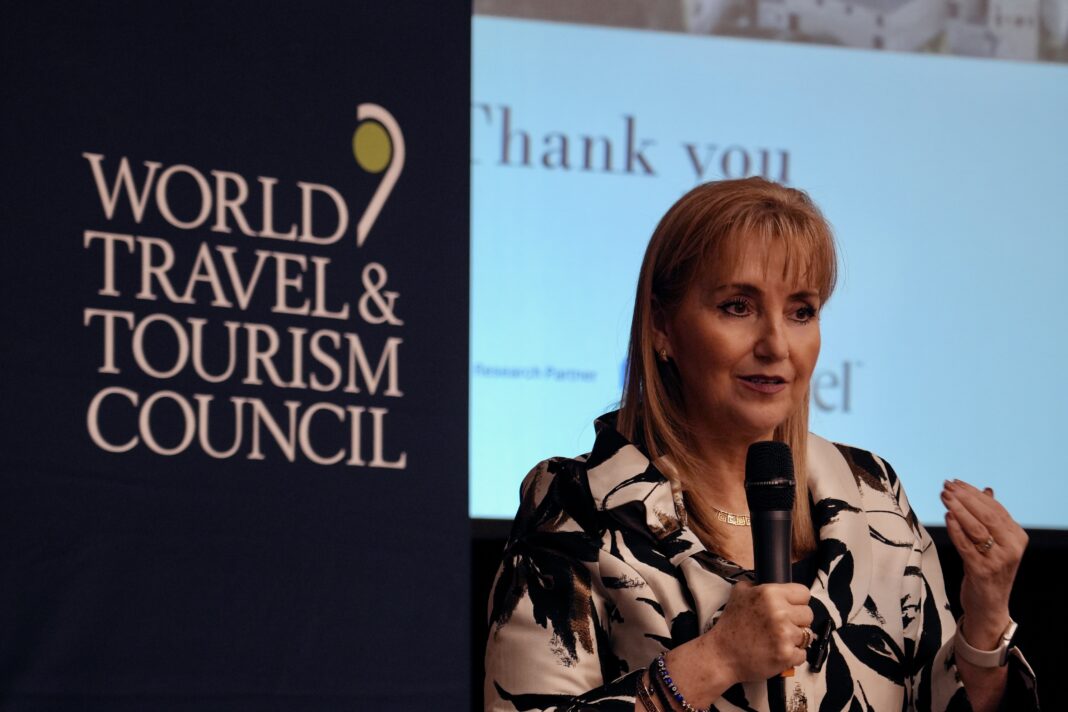 Gloria Guevara, presidente e CEO do WTTC, afirmou que o turismo internacional já superou os níveis pré-pandemia em todo o mundo. Crédito: Divulgação
