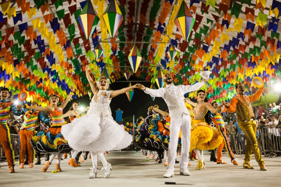 São João de Caruaru impulsiona turismo e atrai visitantes de todo o Brasil - Crédito: divulgação Grupo Luck São João de Caruaru impulsiona turismo e atrai visitantes de todo o Brasil - Crédito: divulgação Grupo Luck