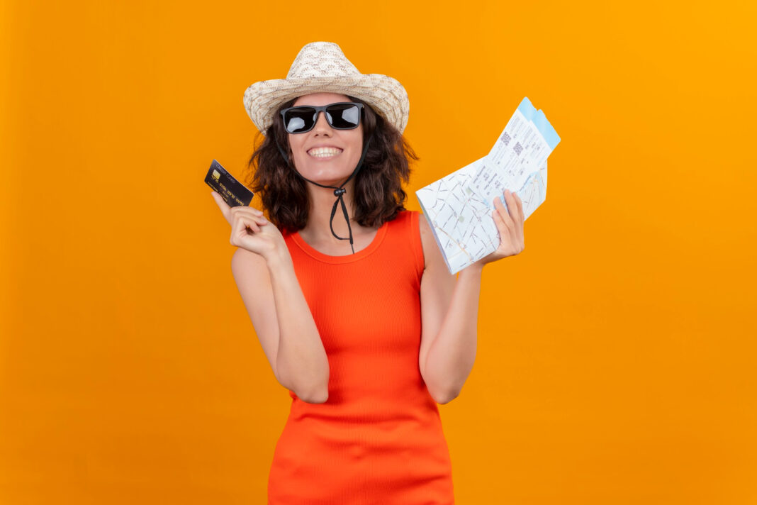 Quanto custa viajar em 2026? Economista revela como evitar dívidas nas férias - Crédito: Magnific / Freepik