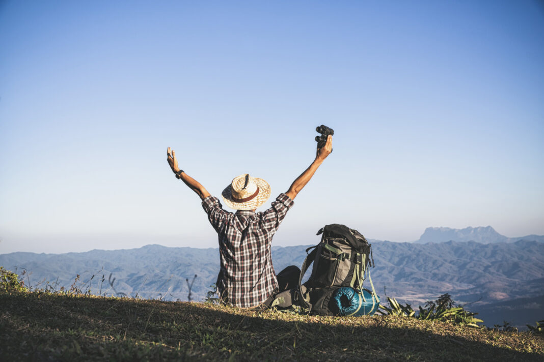 Pesquisa mostra por que viajar vale mais do que comprar bens para brasileiros - Crédito: Magnific / Freepik