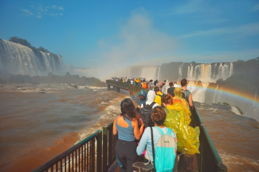 Parque Nacional do Iguaçu registra 263 mil visitantes e alcança a maior visitação mensal da história - Crédito: Divulgação Urbia+Cataratas