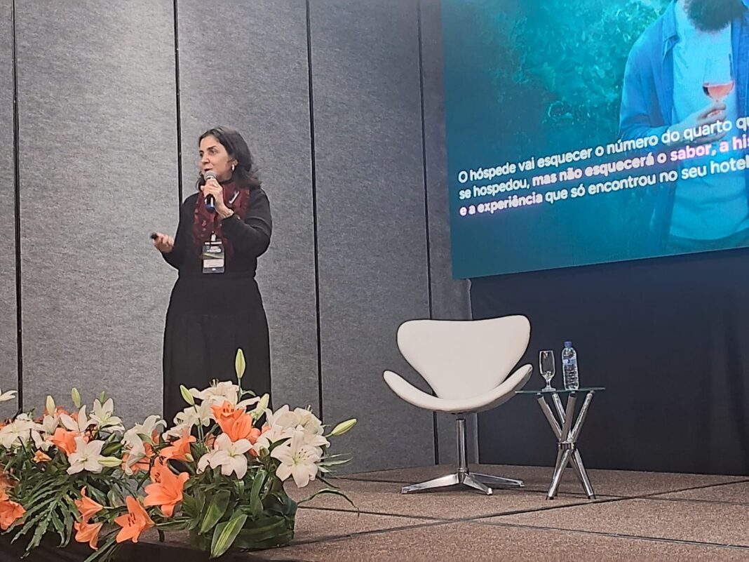 Bianca Antonini destacou como as Indicações Geográficas podem agregar valor à hotelaria e fortalecer a identidade regional - Crédito: Cecilia Fazzini / DT