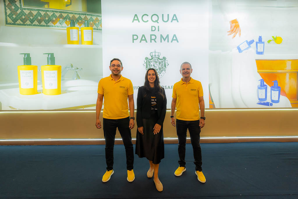 Luiz Fernando Gomes, diretor comercial da Harus, Camila Quarta e Luís Roberto Magrin Filho, diretor geral da Harus