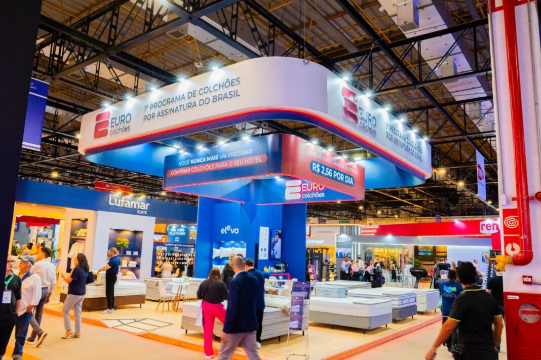 Estande da Euro Colchões na Equipotel 2026, no Expo Center Norte, em São Paulo – Crédito: Divulgação