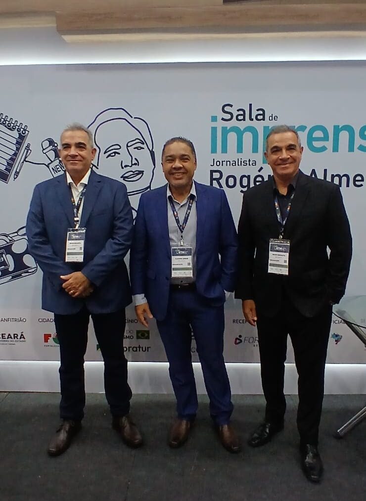 - BTMDa esquerda para a direita, Bruno Mesquita, Claudio Junior e Breno Mesquita, executivos da BBC Eventos, organizadora do Brazil Travel Market (BTM), durante a edição de 2026, em Fortaleza (CE). Crédito: Paulo Atzingen / DT